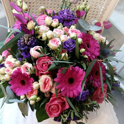 Dažādu ziedu pušķis Dažādu ziedu pušķis